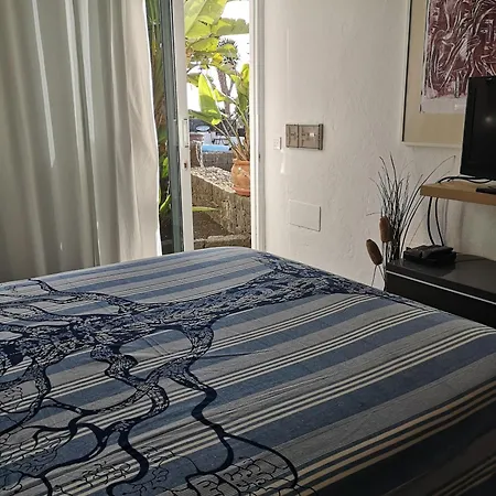 Niki Mit Beheiztem Gemeinschaftspool Fuer 2 Appartments 公寓