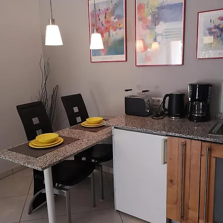 Niki Mit Beheiztem Gemeinschaftspool Fuer 2 Appartments * Las Breñas