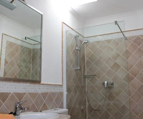 Niki Mit Beheiztem Gemeinschaftspool Fuer 2 Appartments Apartament *