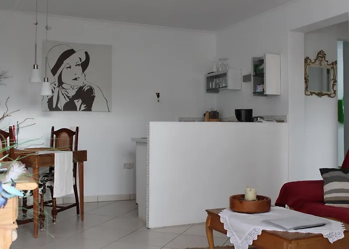 Niki Mit Beheiztem Gemeinschaftspool Fuer 2 Appartments Apartament *