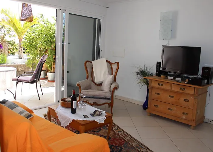 Niki Mit Beheiztem Gemeinschaftspool Fuer 2 Appartments Apartament Las Breñas