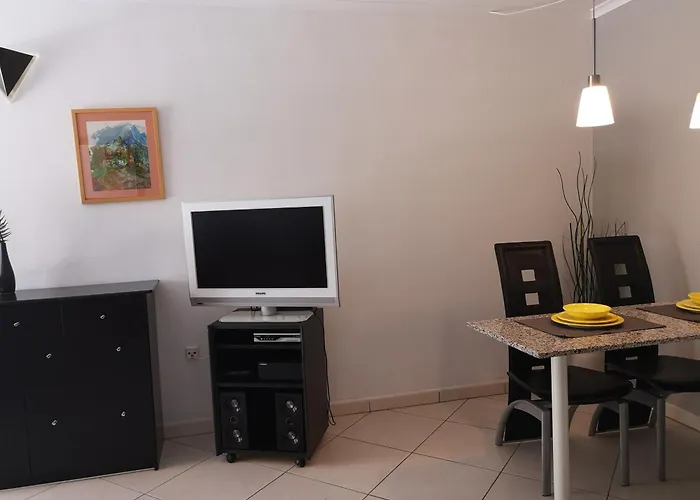 Apartament Niki Mit Beheiztem Gemeinschaftspool Fuer 2 Appartments *
